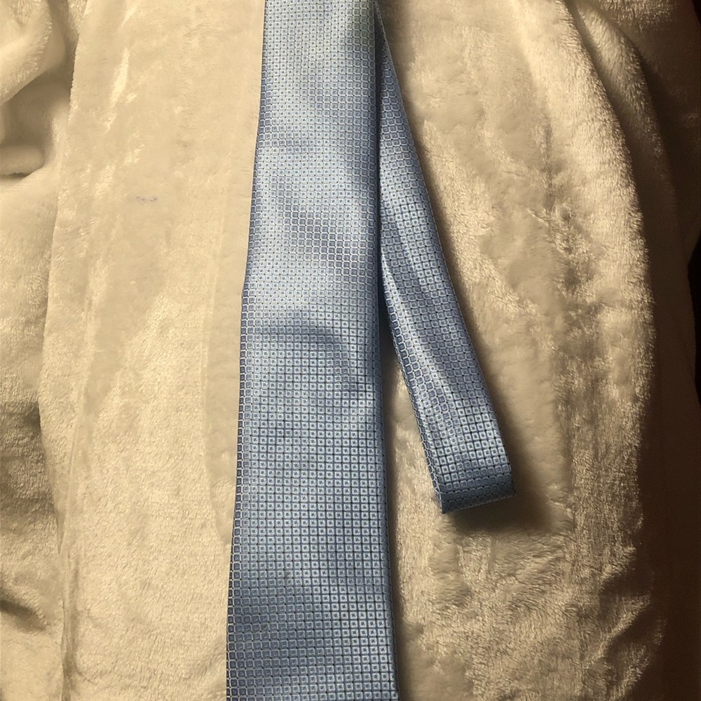 Elegant Powder Blue Patterned Tie by Zeke; NWOT; Excellent Condition
